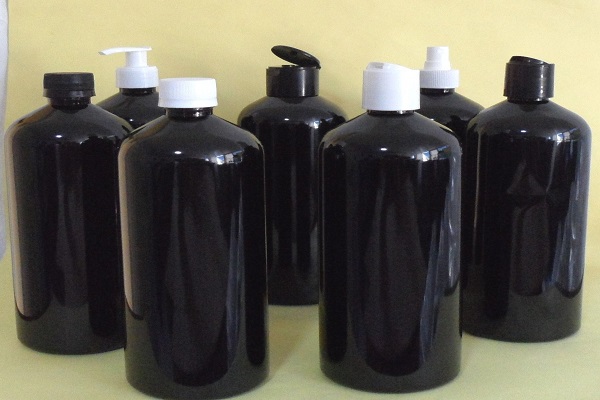 Henkel presenta envases de plástico negro reciclable