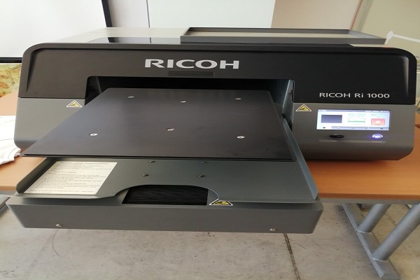 Ricoh Mexicana presenta su nueva impresora textil Ri 1000