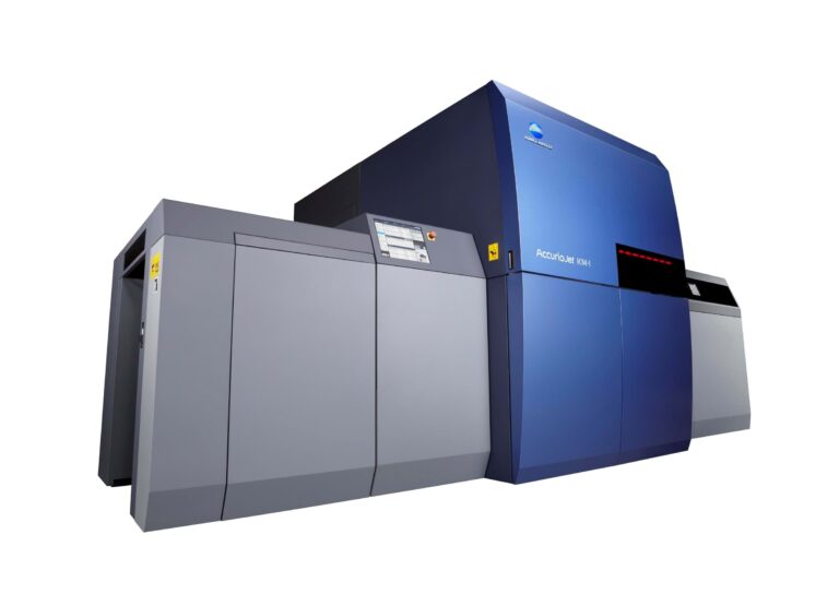 Konica Minolta presenta la prensa digital de inyección de tinta UV AccurioJet KM-1e B2 +