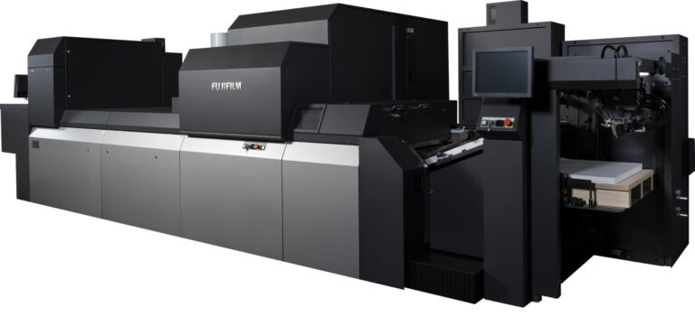 Fujifilm anuncia asociación estratégica con Permalite para ampliar los soportes de impresión de las prensas digitales Fujifilm J Press 720S y 750S