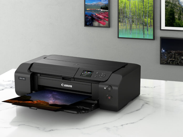 Canon presenta la PRO-200, equipo de impresión fotográfica de alta velocidad